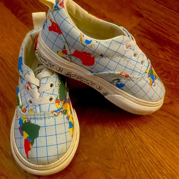 Toddler World Map Vans Size 5.5 Like New - Picture 4 of 4